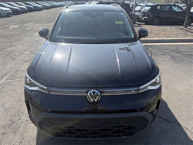 2026 Volkswagen Taos SE Black