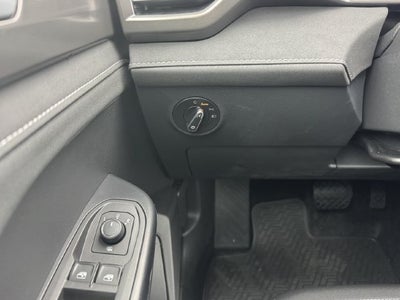 2027 Volkswagen Taos SE Black
