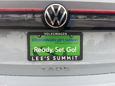 2027 Volkswagen Taos SE Black