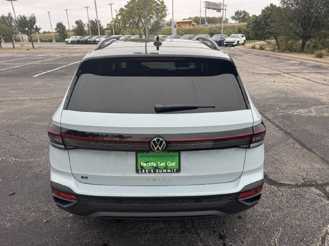 2027 Volkswagen Taos SE Black