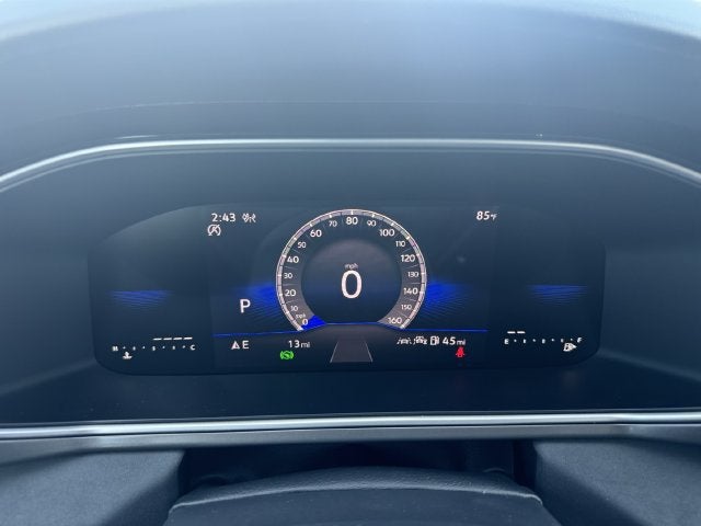 2027 Volkswagen Taos SE Black