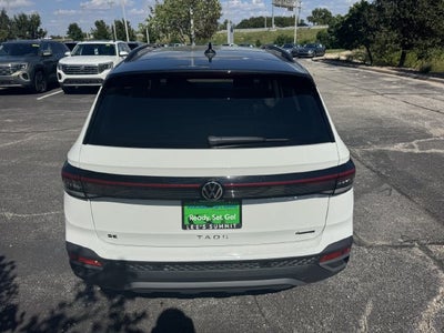 2027 Volkswagen Taos SE Black