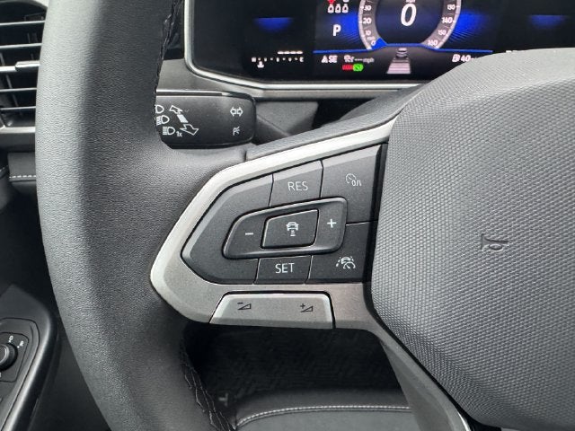 2027 Volkswagen Taos SE Black
