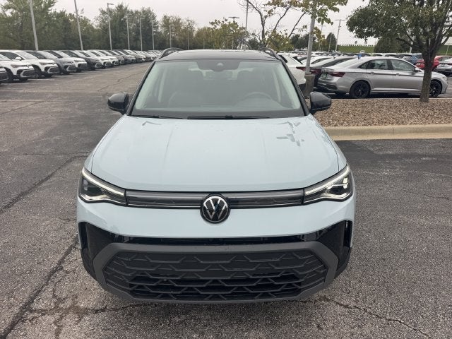 2027 Volkswagen Taos SE Black