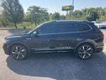 2024 Volkswagen Tiguan SEL R-Line