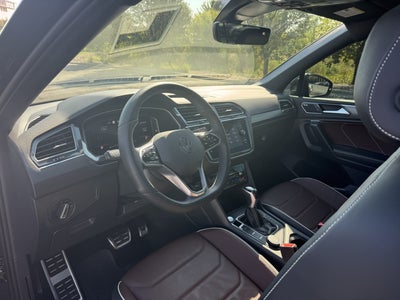 2024 Volkswagen Tiguan SEL R-Line
