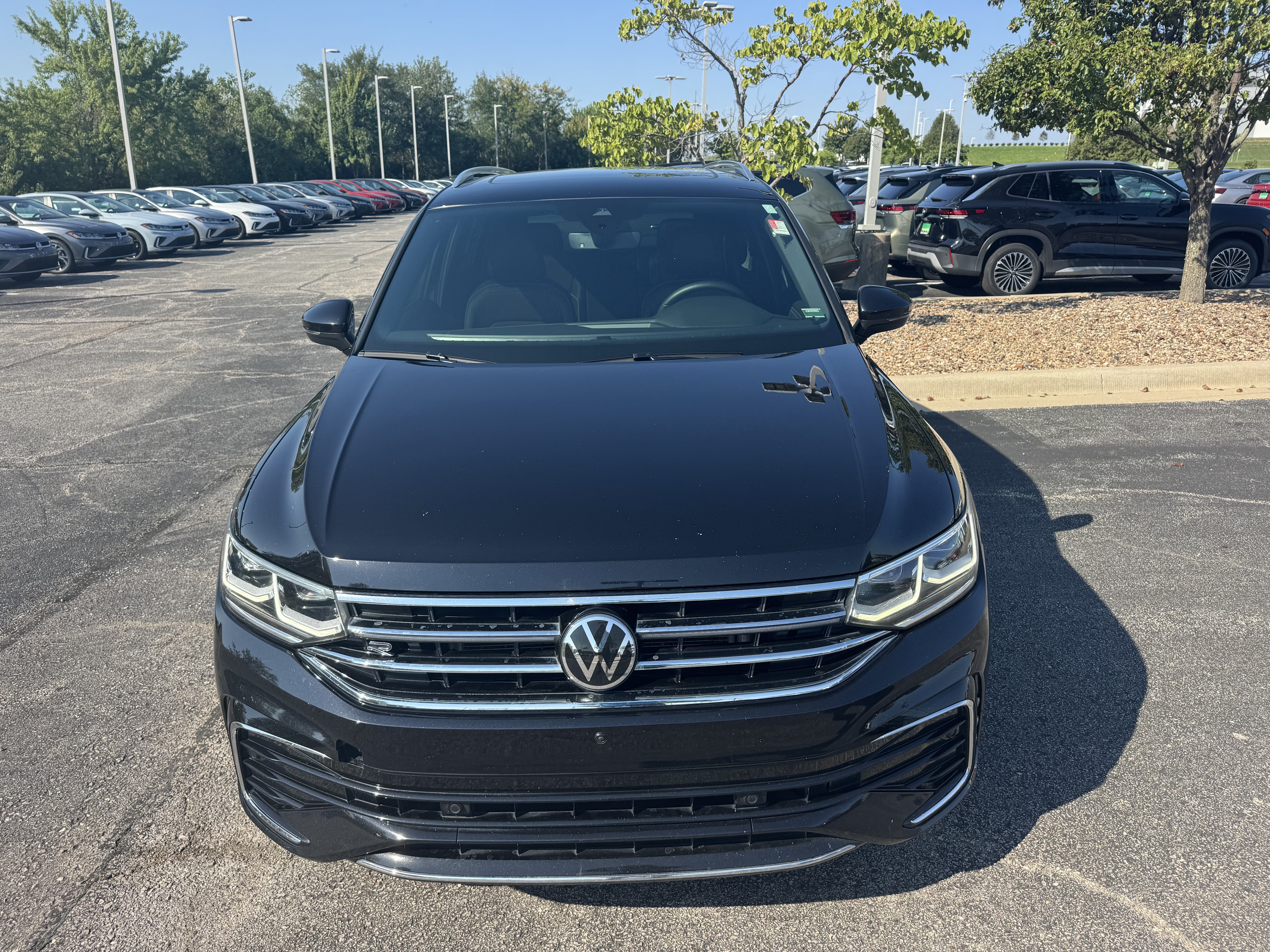 2024 Volkswagen Tiguan SEL R-Line