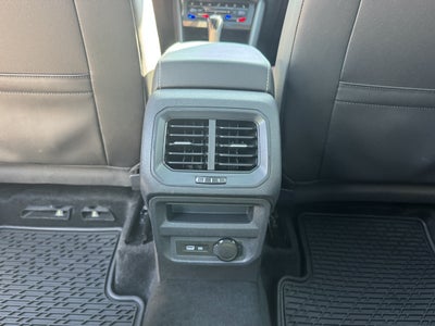 2024 Volkswagen Tiguan SEL R-Line