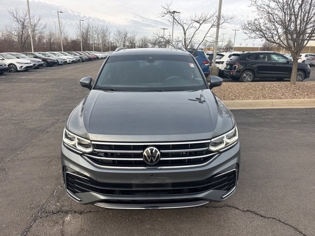 2024 Volkswagen Tiguan SEL R-Line