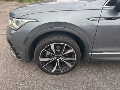 2022 Volkswagen Tiguan SEL R-Line
