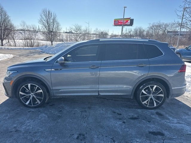 Certified 2023 Volkswagen Tiguan SEL R-LINE with VIN 3VV4B7AXXPM010270 for sale in Kansas City