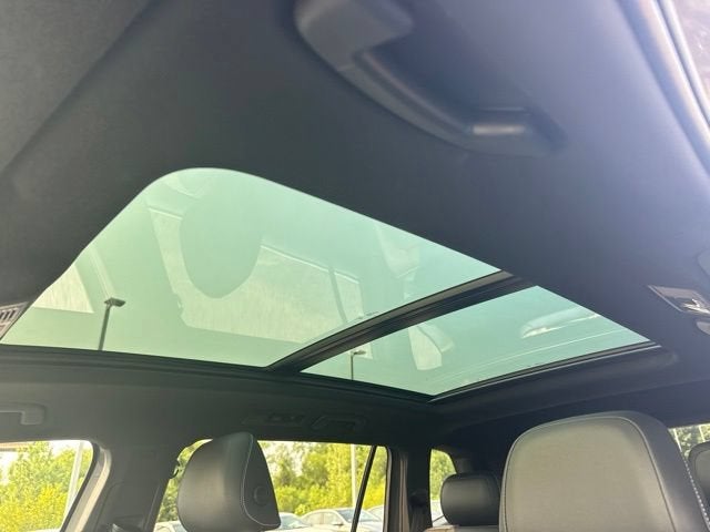 2024 Volkswagen Tiguan SEL R-Line