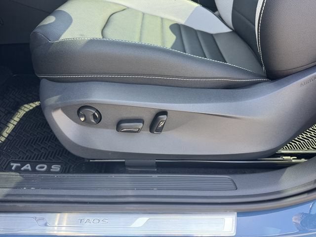 2026 Volkswagen Taos SEL