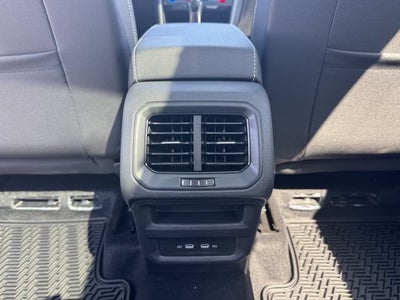 2026 Volkswagen Taos SEL
