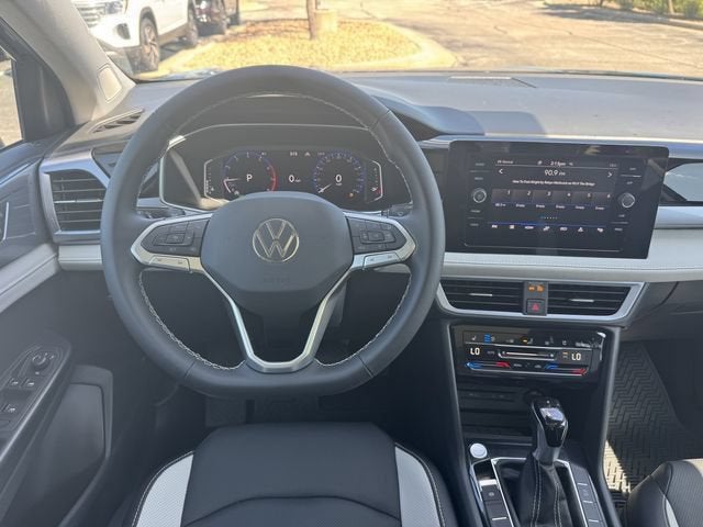 2026 Volkswagen Taos SEL