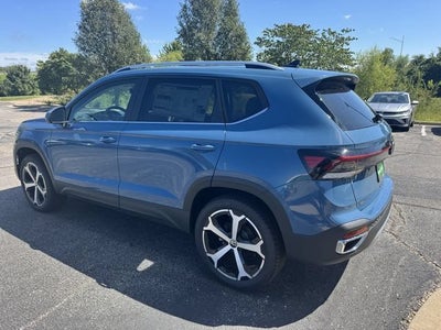 2026 Volkswagen Taos SEL
