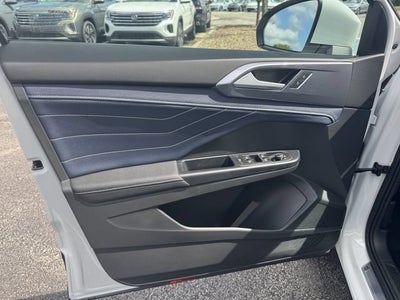 2026 Volkswagen Taos SEL