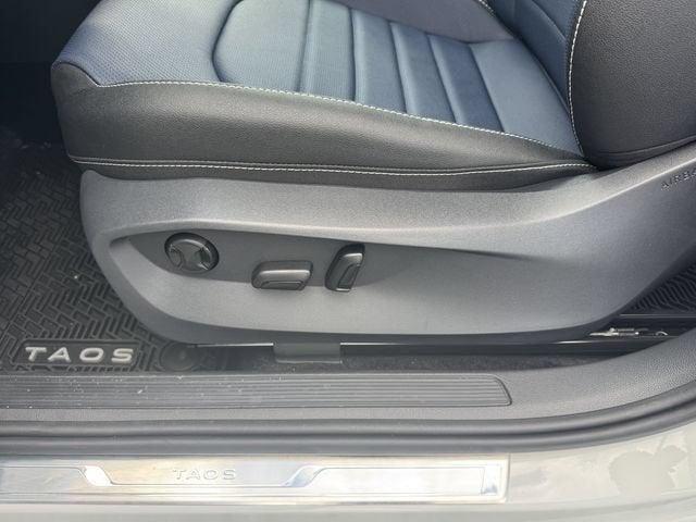 2026 Volkswagen Taos SEL