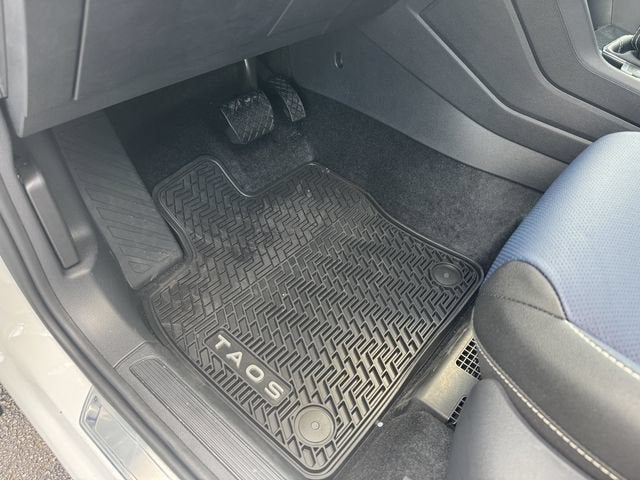 2026 Volkswagen Taos SEL