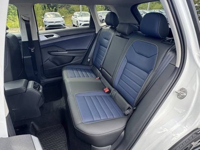 2026 Volkswagen Taos SEL