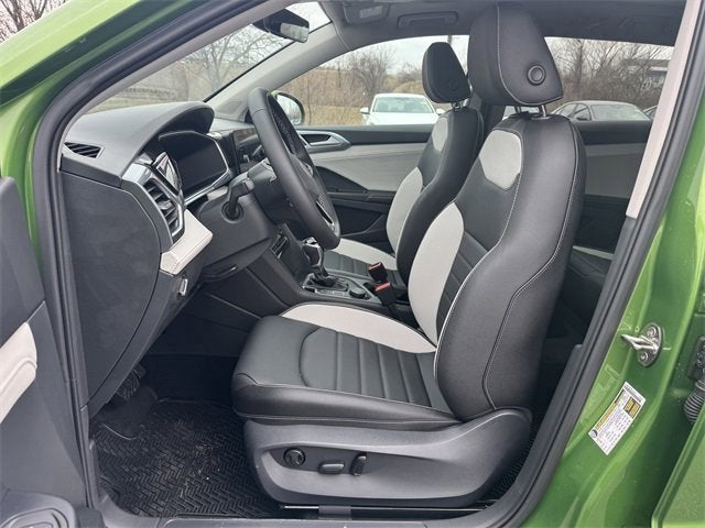 2026 Volkswagen Taos SEL