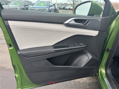 2026 Volkswagen Taos SEL