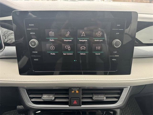 2026 Volkswagen Taos SEL