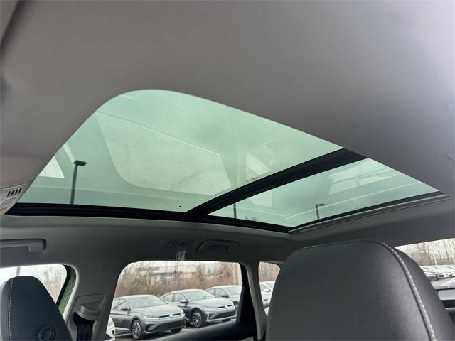 2026 Volkswagen Taos SEL