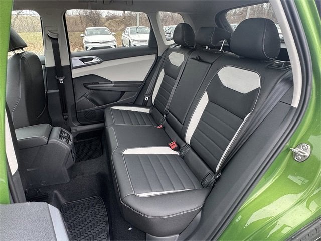 2026 Volkswagen Taos SEL