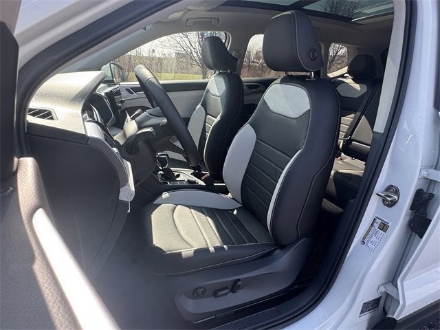 2026 Volkswagen Taos SEL