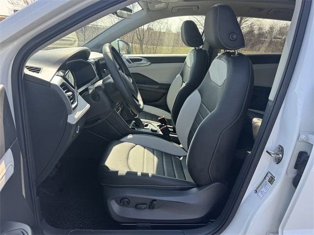 2026 Volkswagen Taos SEL