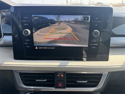 2026 Volkswagen Taos SEL