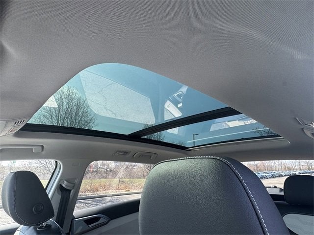 2026 Volkswagen Taos SEL