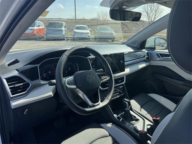 2026 Volkswagen Taos SEL