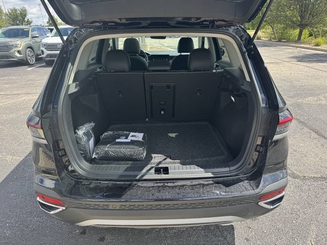 2026 Volkswagen Taos SEL