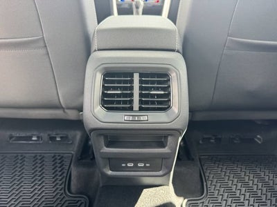 2026 Volkswagen Taos SEL