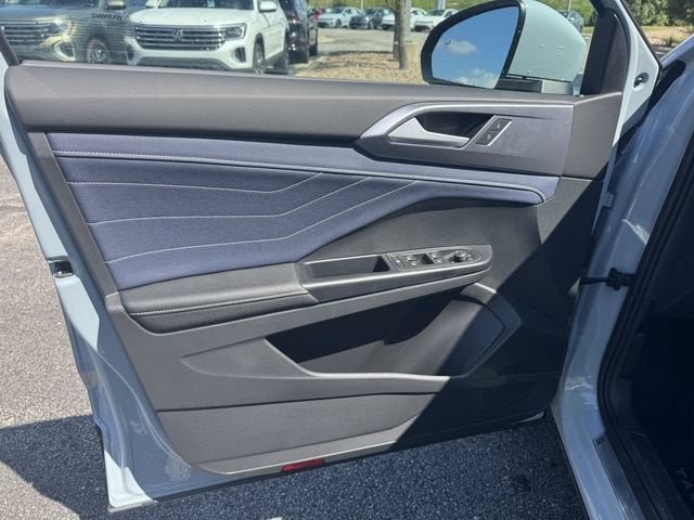 2026 Volkswagen Taos SEL