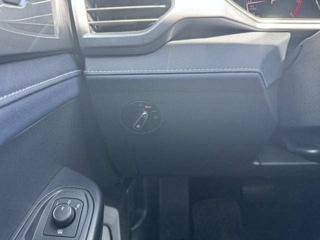 2026 Volkswagen Taos SEL
