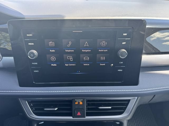 2026 Volkswagen Taos SEL