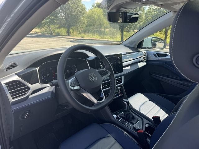 2026 Volkswagen Taos SEL