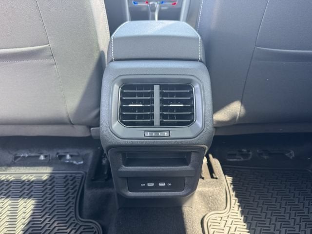 2026 Volkswagen Taos SEL