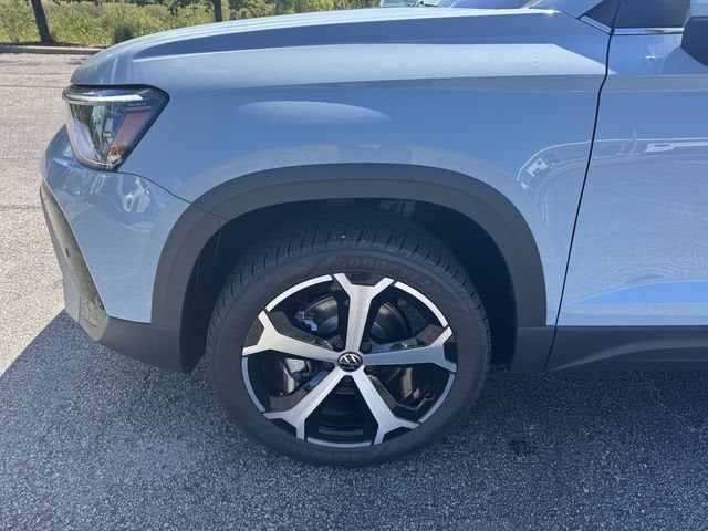 2026 Volkswagen Taos SEL