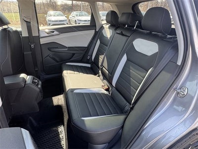 2026 Volkswagen Taos SEL