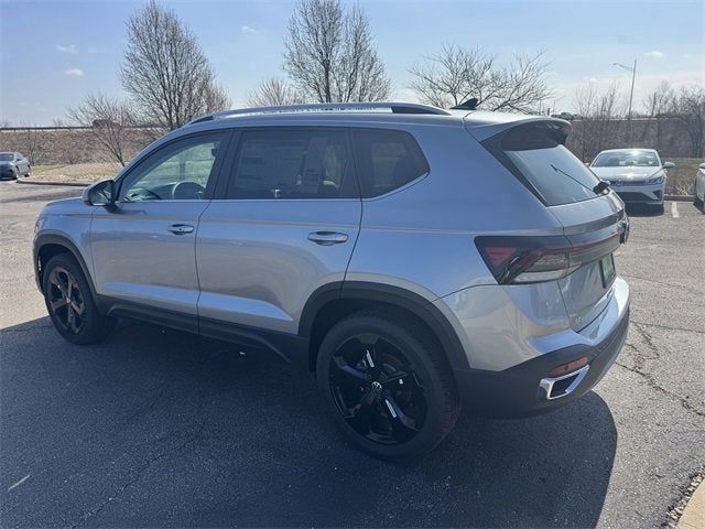 2026 Volkswagen Taos SEL