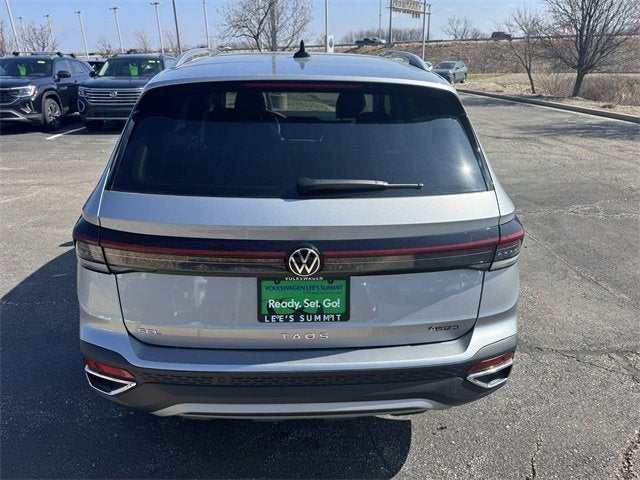2026 Volkswagen Taos SEL