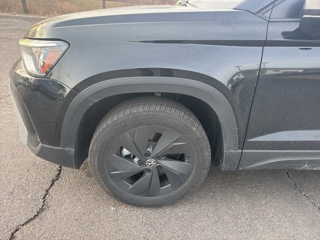 2025 Volkswagen Taos S