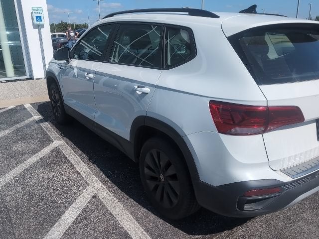 Used 2024 Volkswagen Taos S with VIN 3VV5X7B20RM072434 for sale in Kansas City