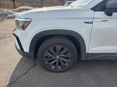 2024 Volkswagen Taos S