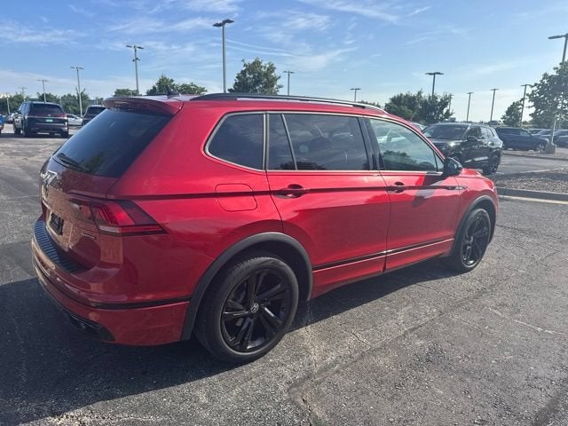 2024 Volkswagen Tiguan SE R-Line Black