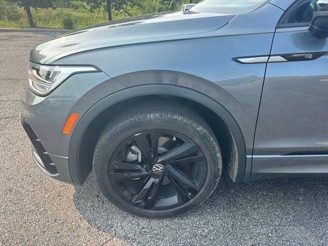 2024 Volkswagen Tiguan SE R-Line Black